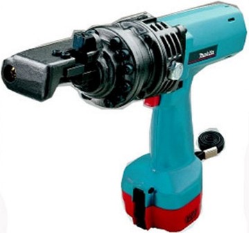 
			 Makita SC 130 DRA